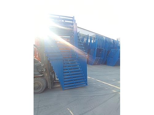 帶護(hù)欄式巧固架廠家